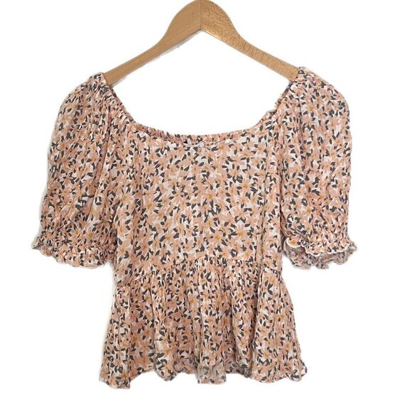 Patrons of Peace Pink Floral Print Boho Smocked Crop Top - Picture 2 of 7